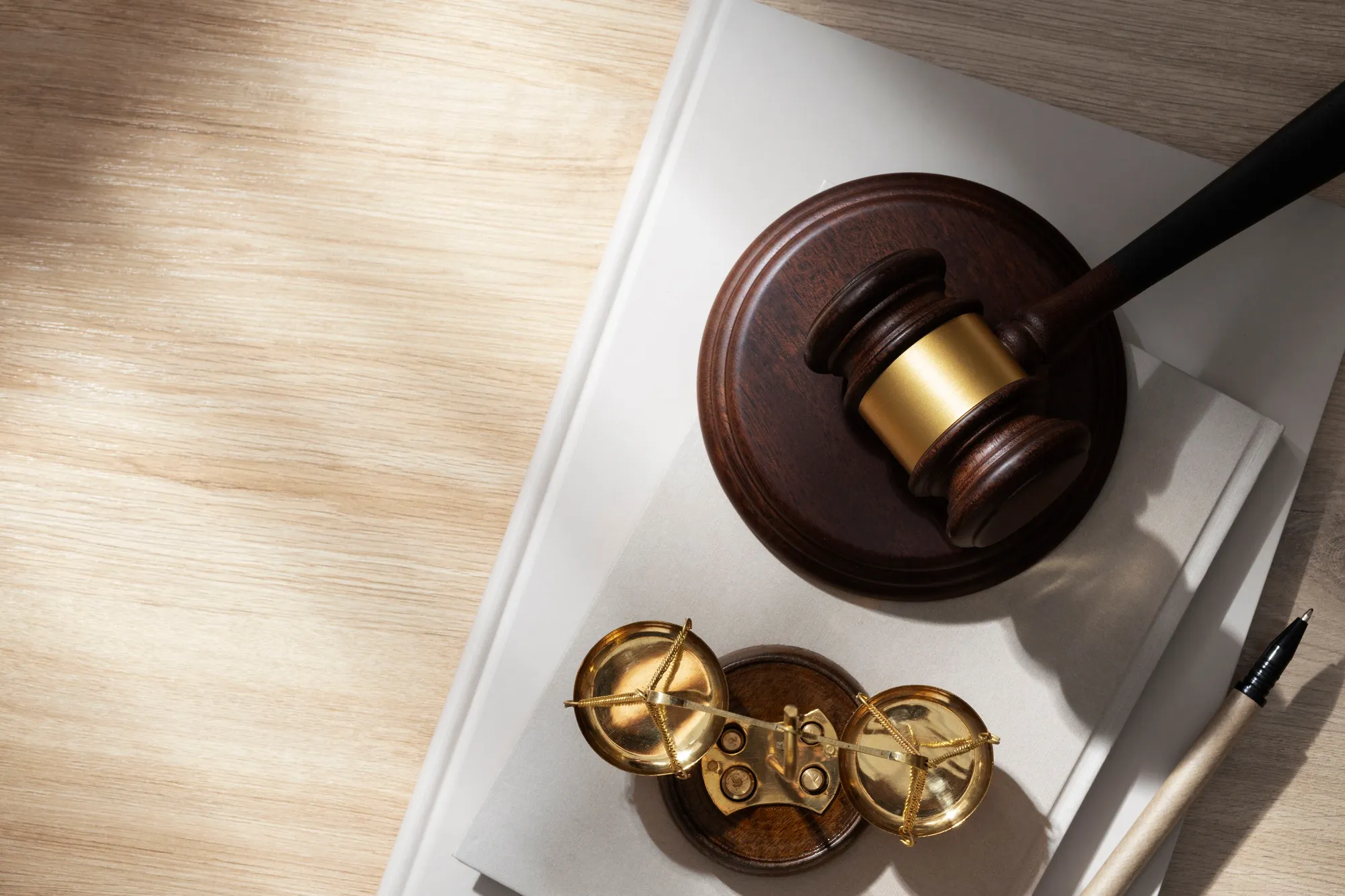 UNE EXPERTISE JURIDIQUE PRECISE ET PROACTIVE EN DROIT DES AFFAIRES.
